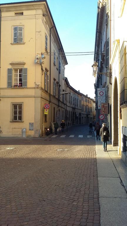 Residenza Teatro Пьяченца Номер фото